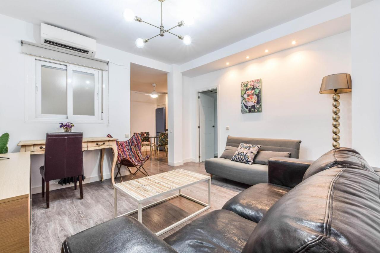 Apartamento En Malasana Apartment Madrid Bagian luar foto